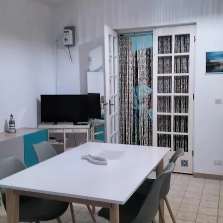 Flore's House Ostuni 빌라노바 디 오스투니